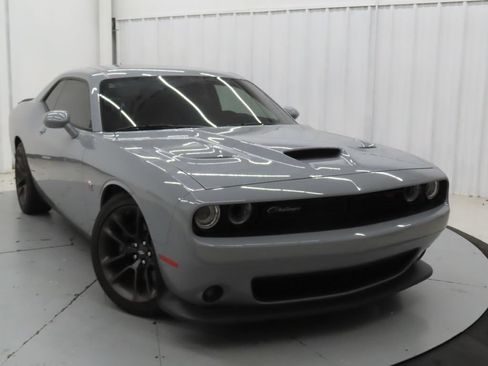 Used 2021 Dodge Challenger R/T Scat Pack RWD image 1