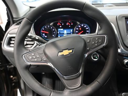 Used 2023 Chevrolet Equinox LT image 21