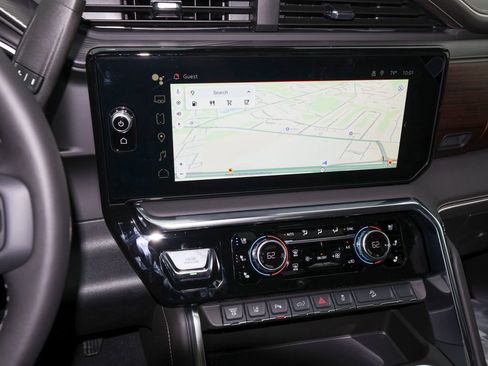 New 2026 GMC Sierra 3500 Denali Ultimate w/ LPO, Black Badging Package AWD/4WD image 18