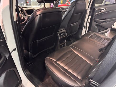 Used 2020 Ford Edge SEL w/ Cold Weather Package image 19