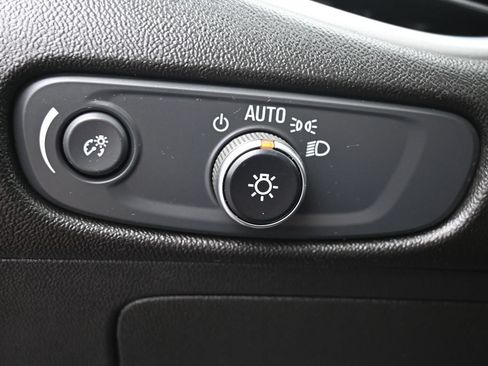 Used 2024 Chevrolet Malibu LT FWD image 23