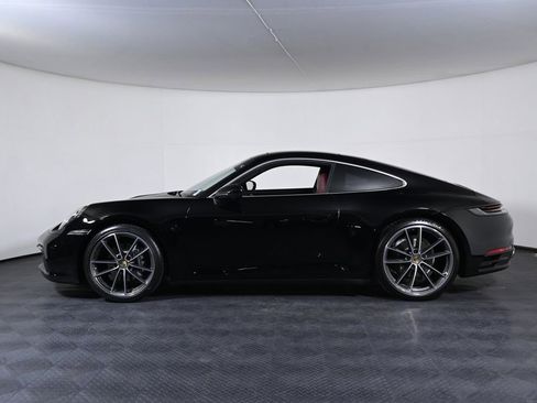 Certified 2022 Porsche 911 Carrera RWD image 2