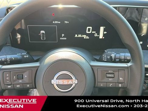 New 2026 Nissan Kicks SV w/ SV Premium Package image 9