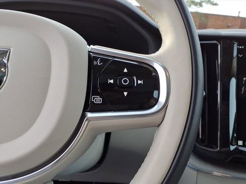 Used 2023 Volvo XC60 B5 Plus w/ Climate Package image 26