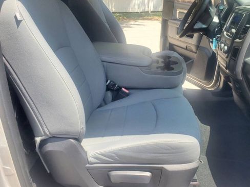 Used 2013 RAM 1500 Express RWD image 21