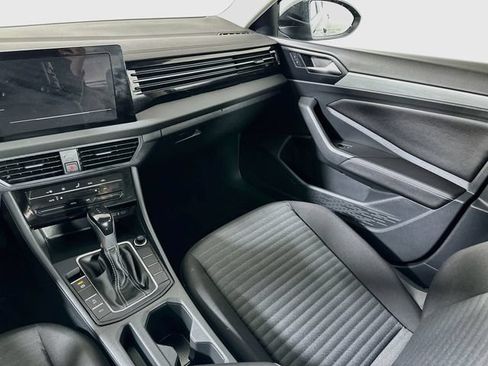Certified 2025 Volkswagen Jetta S FWD image 22