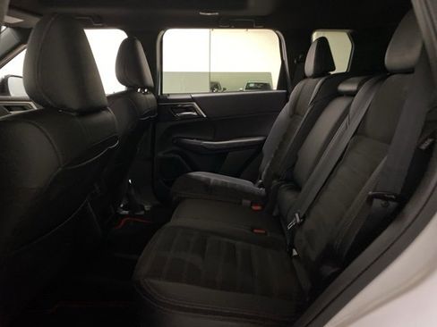 Used 2024 Mitsubishi Outlander Ralliart image 73