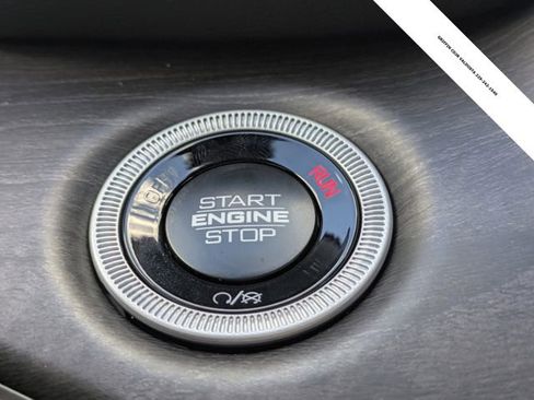 New 2025 Jeep Grand Cherokee L Limited w/ Luxury Tech Group II image 41