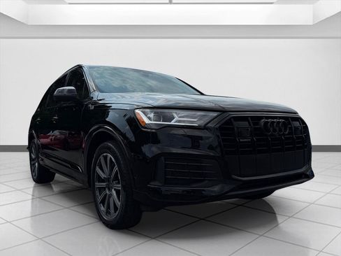 Used 2023 Audi Q7 2.0T Premium Plus w/ Premium Plus Package AWD/4WD image 7