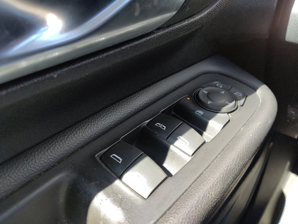 Used 2018 GMC Terrain SLE w/ Driver Convenience Package FWD image 27