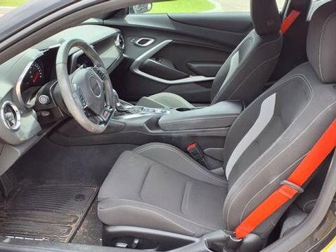 Used 2023 Chevrolet Camaro SS RWD image 13