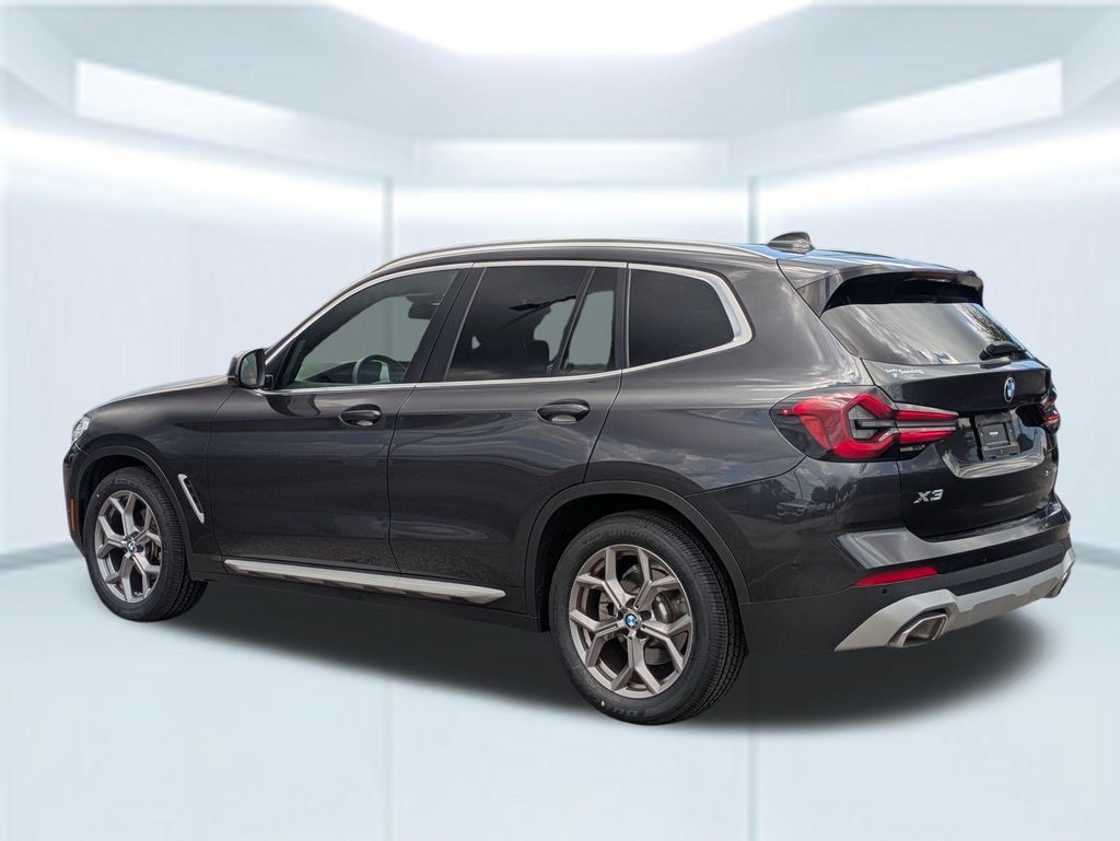 Used 2023 BMW X3 sDrive30i w/ Premium Package RWD image 3