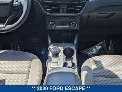 Used 2020 Ford Escape SE FWD image 18