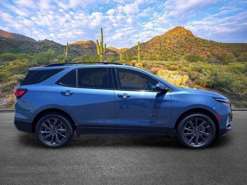 Used 2024 Chevrolet Equinox RS FWD image 3