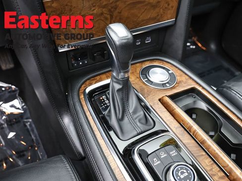 Used 2024 Nissan Armada SL w/ Captain's Chairs Package image 13