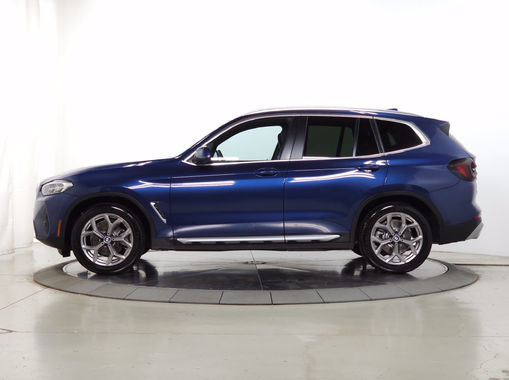 Used 2023 BMW X3 xDrive30i w/ Premium Package w/ZPA AWD/4WD image 5