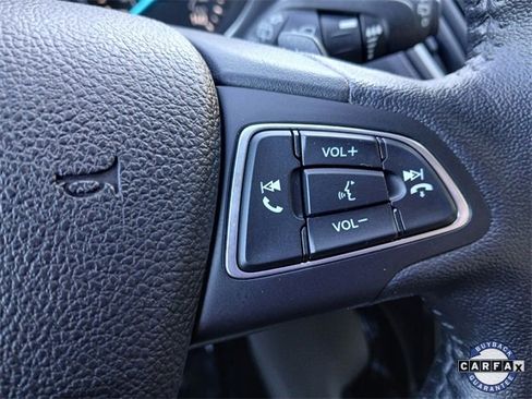 Used 2017 Ford Escape Titanium image 19