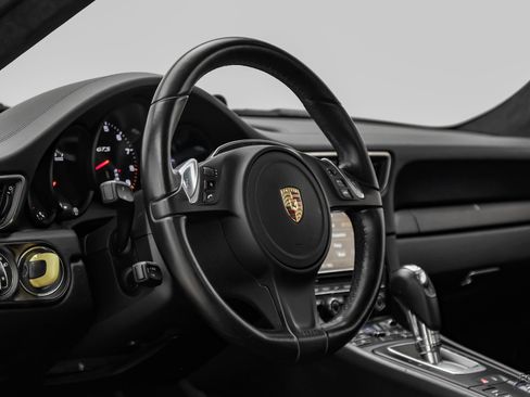 Used 2015 Porsche 911 Carrera GTS RWD image 40