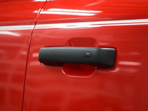 Used 2022 Ford Bronco Badlands image 14