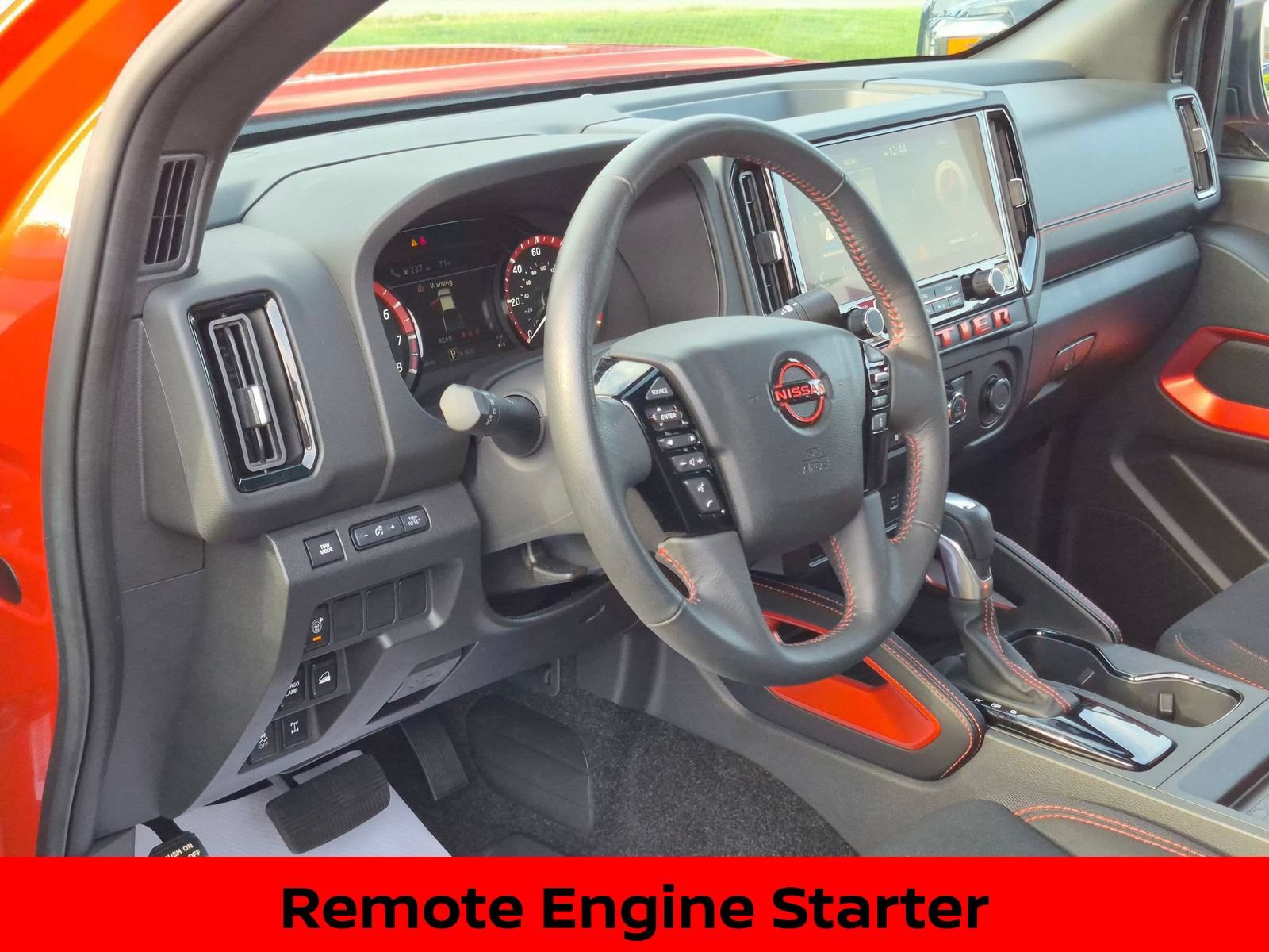 Certified 2025 Nissan Frontier PRO-4X w/ Interior Protection Package AWD/4WD image 14
