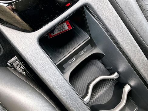 Used 2022 Volkswagen ID.4 Pro S image 27