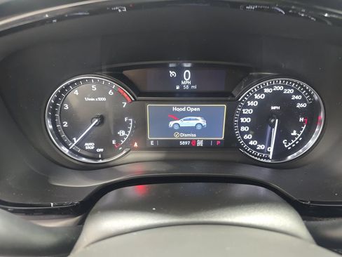 Used 2025 Cadillac XT5 Luxury AWD/4WD image 9