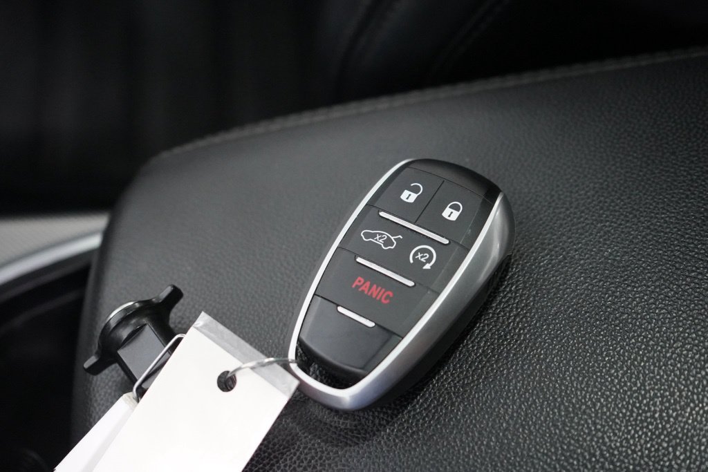Used 2022 Alfa Romeo Giulia Veloce RWD image 39