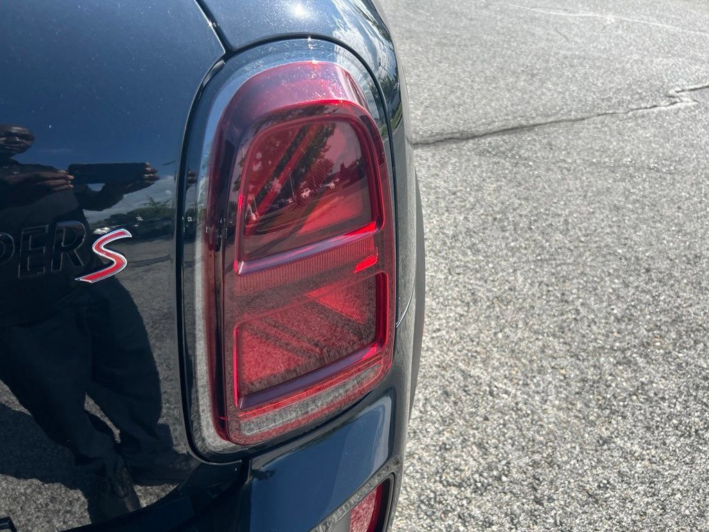 Used 2023 MINI Cooper Countryman S w/ Signature Upholstery Package AWD/4WD image 16