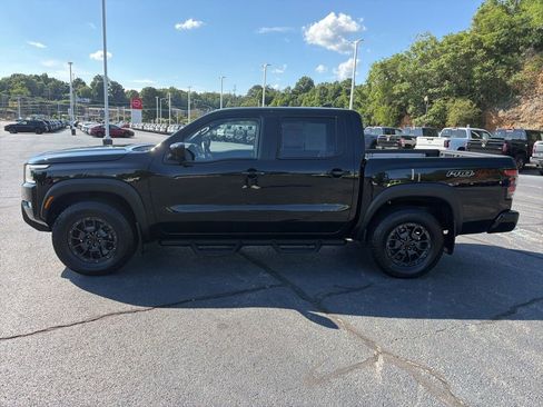 Used 2023 Nissan Frontier PRO-4X w/ Pro-4X Premium Package AWD/4WD image 2