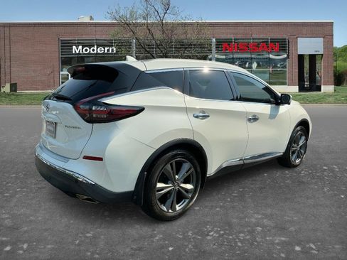 Certified 2019 Nissan Murano Platinum w/ Cargo Package FWD image 4