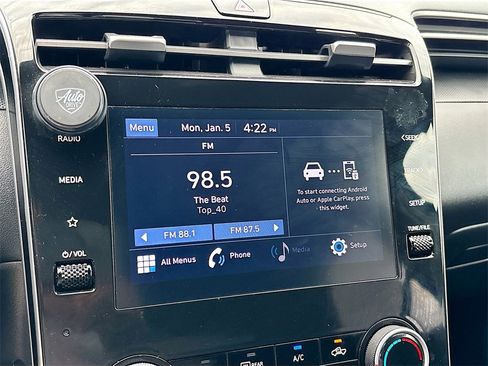 Used 2023 Hyundai Santa Cruz SE image 14