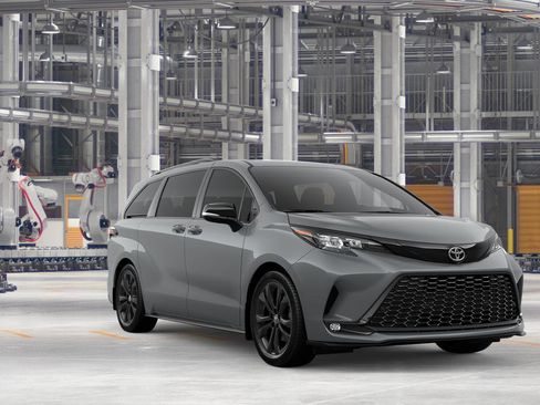 New 2026 Toyota Sienna XSE FWD image 15