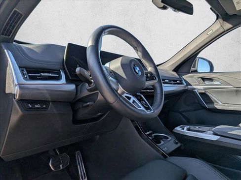 Used 2025 BMW X1 xDrive28i image 10