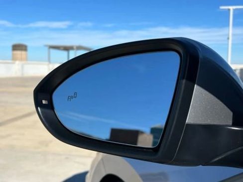 Used 2019 Volkswagen Jetta GLI Autobahn image 14