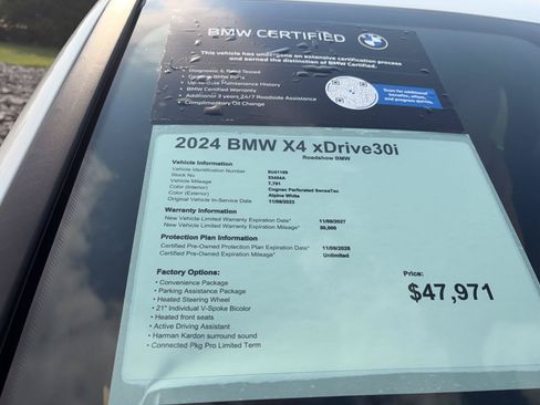 Used 2024 BMW X4 xDrive30i w/ Parking Assistance Package AWD/4WD image 19