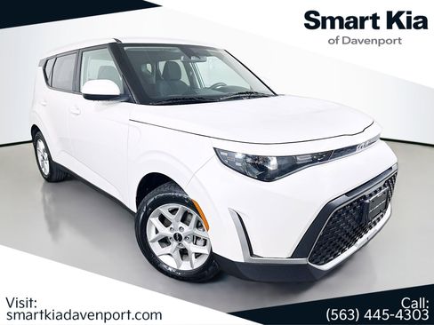 Certified 2024 Kia Soul LX w/ Option Group 015 FWD image 1