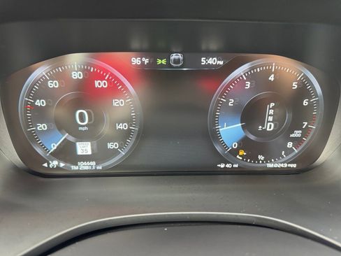 Used 2020 Volvo XC60 T5 Momentum FWD image 14