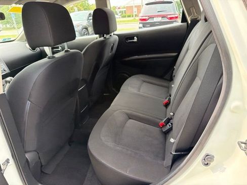 Used 2015 Nissan Rogue S w/ Convenience Package AWD/4WD image 13