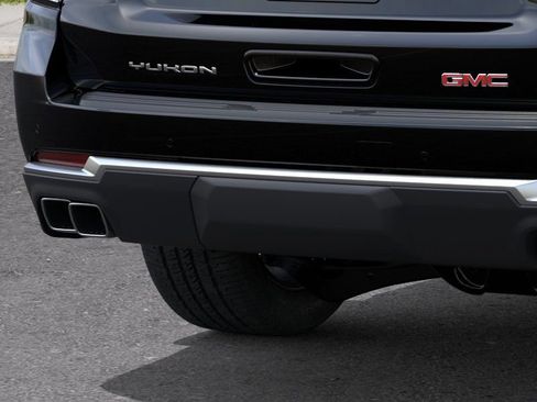 New 2026 GMC Yukon Denali w/ Denali Reserve Package AWD/4WD image 14
