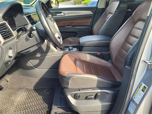 Used 2021 Volkswagen Atlas SEL Premium image 5