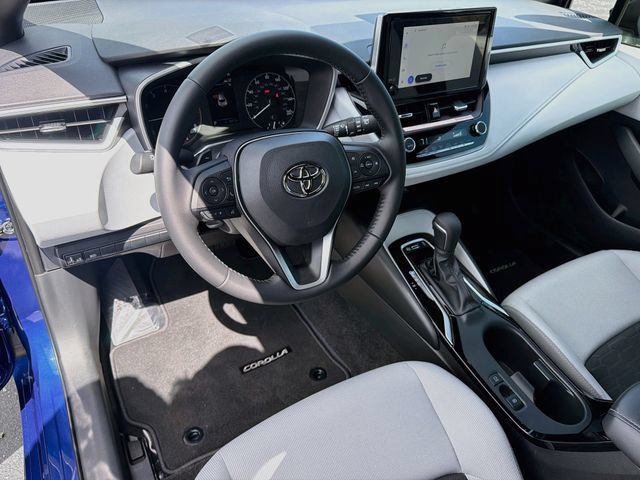 Used 2026 Toyota Corolla SE FWD image 9