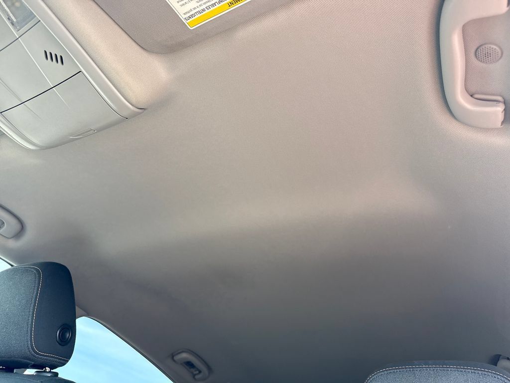 Used 2021 Chevrolet Equinox LT AWD/4WD image 21
