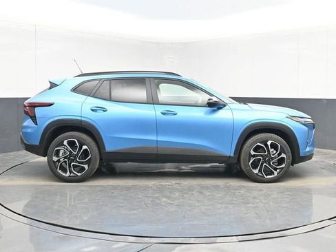 New 2026 Chevrolet Trax RS w/ Driver Confidence Package FWD image 15