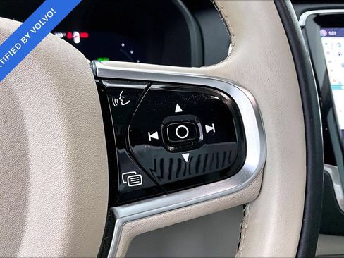 Used 2024 Volvo XC90 T8 Plus w/ Protection Package Premier AWD/4WD image 26
