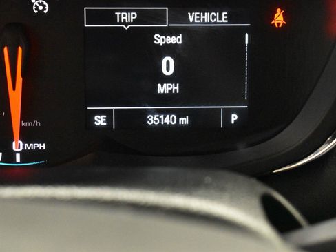 Used 2019 Chevrolet Trax LT w/ LT Convenience Package AWD/4WD image 20