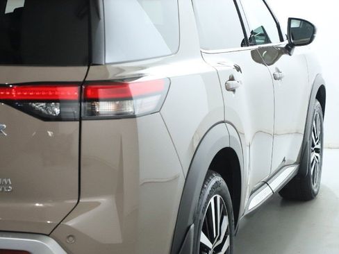 Certified 2024 Nissan Pathfinder Platinum w/ Cargo Package image 50