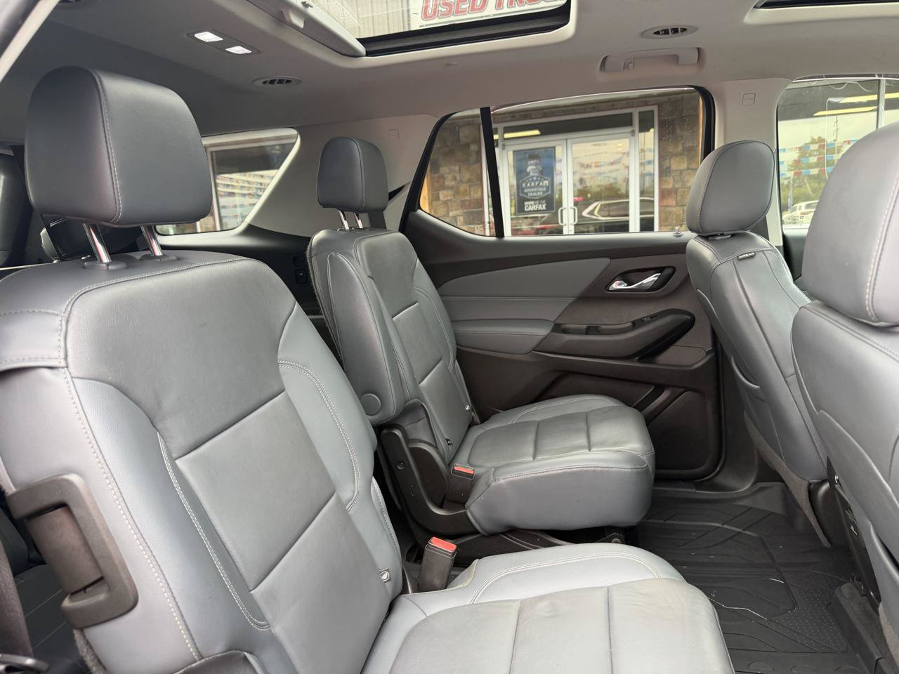 Used 2019 Chevrolet Traverse LT w/ LT Premium Package FWD image 23