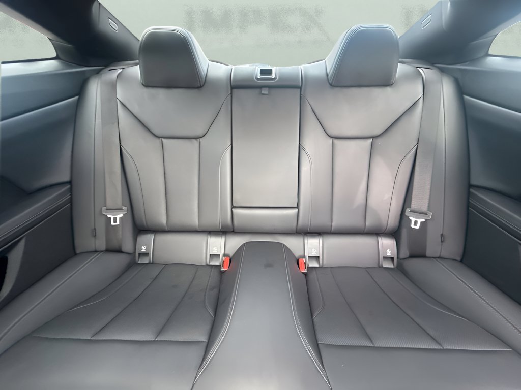 Used 2024 BMW 430i Coupe w/ Premium Package RWD image 11