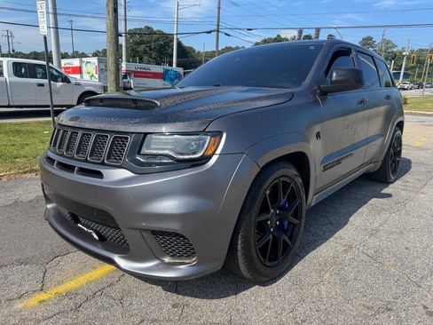 Used 2018 Jeep Grand Cherokee Trackhawk w/ Trailer Tow Group IV AWD/4WD image 2