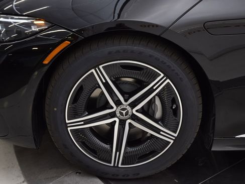 New 2026 Mercedes-Benz EQS 580 4MATIC Sedan image 12